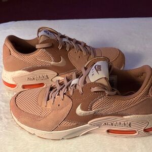 Nike Air Max Sneakers in Brown and Cream